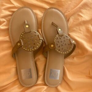 Dolce Vita Tan Sandals